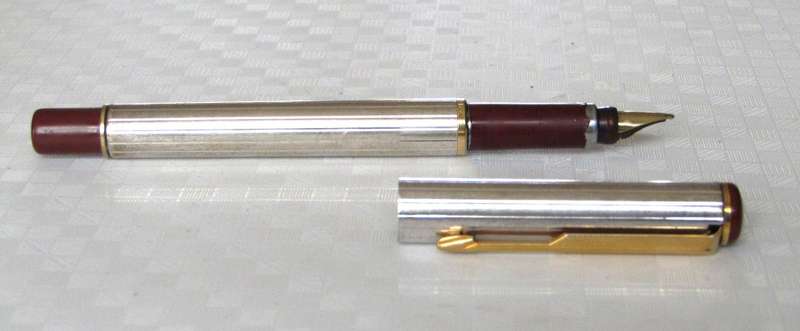 Parker Rialto 88 vintage fountain pen  Sterling silver plated barrel with gold plated Nib