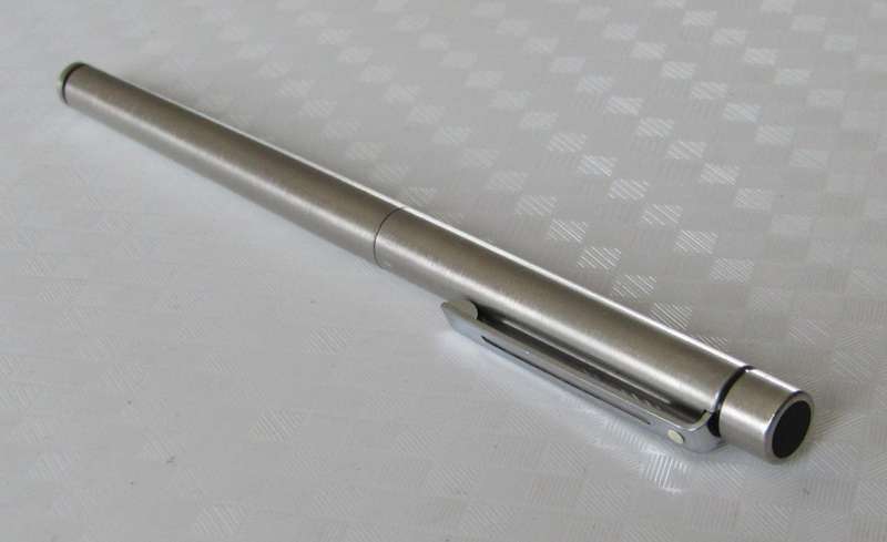 c1982 Sheaffer Targa Slim Fountain Pen 1001s Brushed Stainless Steel Slimline