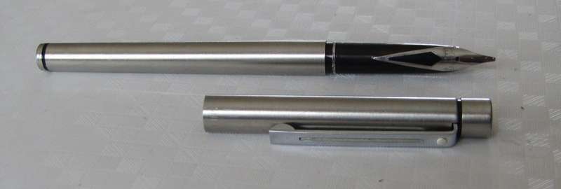 c1982 Sheaffer Targa Slim Fountain Pen 1001s Brushed Stainless Steel Slimline