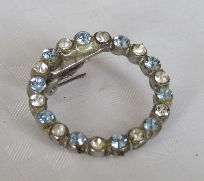 Vintage Silver Tone Circle of Life Brooch/Hat Pin with Clear and Light Blue Rhinestones