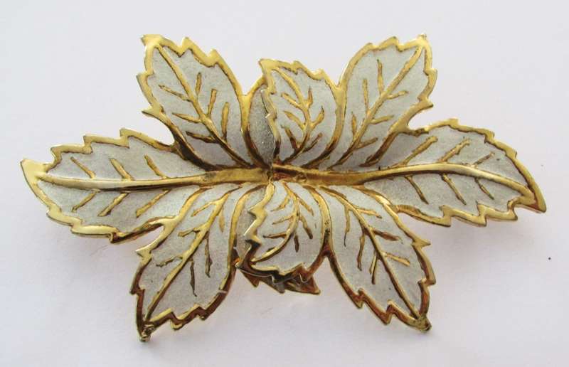 Vintage Gold Tone and Enamel Maple Leaf Belt Buckle