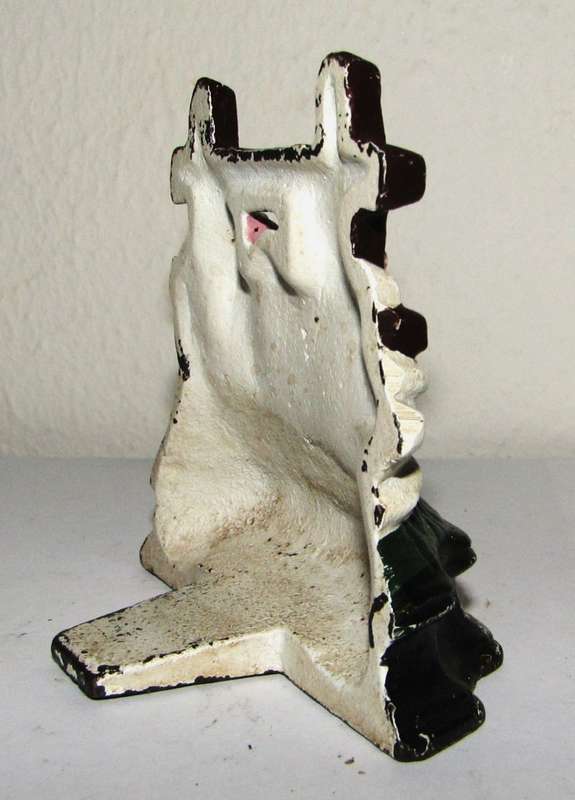 Vintage Cast Iron Novelty Doorstop - Five Pigs behind a Fence