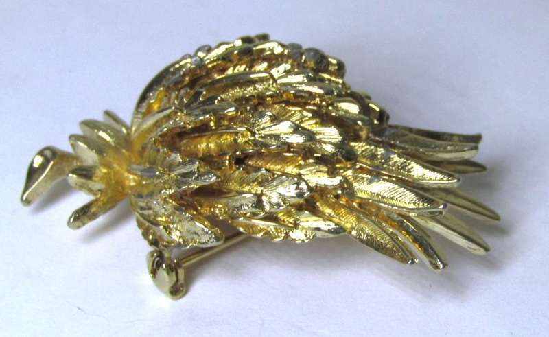 Vintage Gold Tone Scottish Thistle Brooch, signed Lisner c1950/60