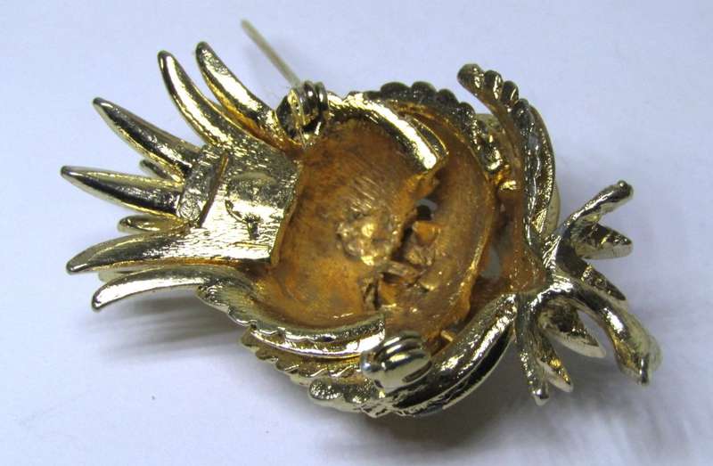 Vintage Gold Tone Scottish Thistle Brooch, signed Lisner c1950/60