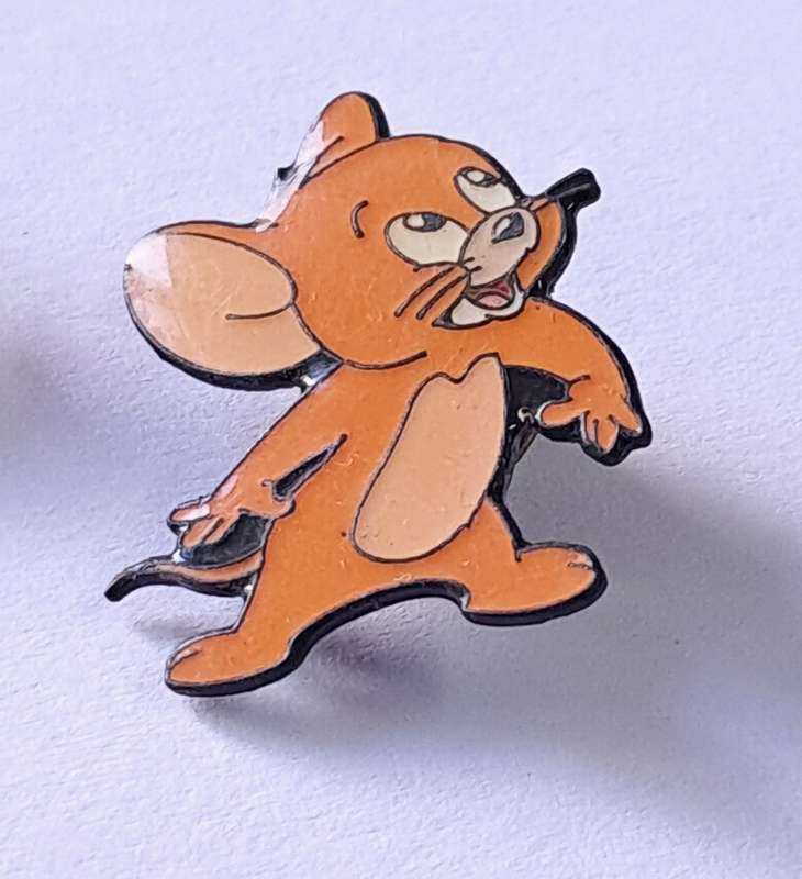 Collectible group of Four Enamel Pins - Characters from Tom and Jerry