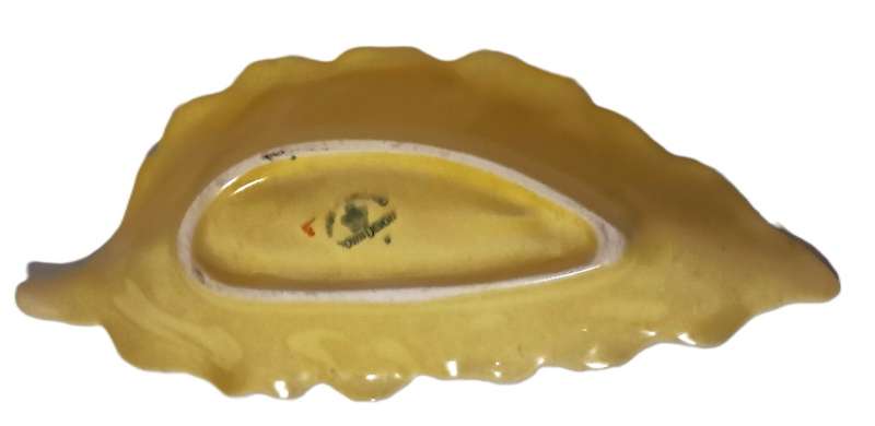 Vintage Crown Devon Yellow Tomato & Radish Leaf Dish (1930-1965)