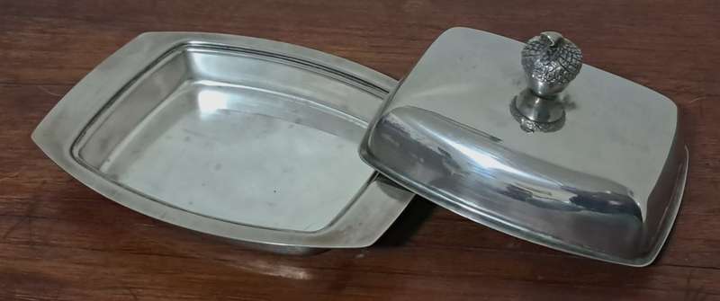Vintage Silver Plated Butter Dish featuring an exquisite carved acorn handle