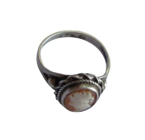 Vintage Ladies Sterling Silver Cameo Ring - Made in South Africa c1970