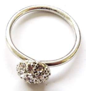 Small fashion ring with cluster of rhinestones
