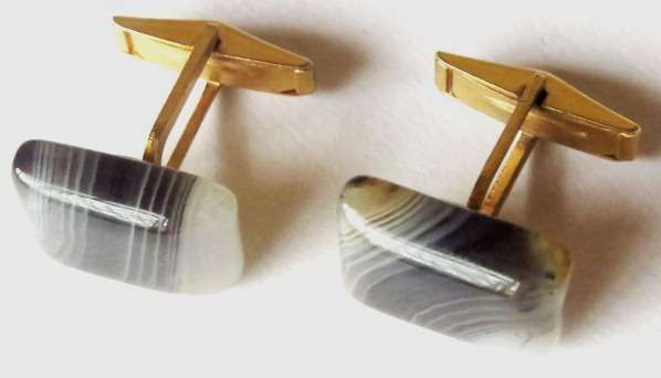 Vintage gold tone cufflinks with Agate stones