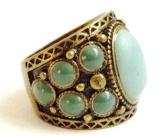 Antique gold tone fashion ring with turquoise stones (Size 6.5)