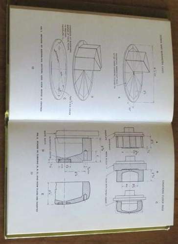 Practical Designs for Wood Turning by Roland Seale ISBN 0237444682