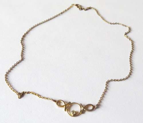 Vintage gold plated chain with pendant