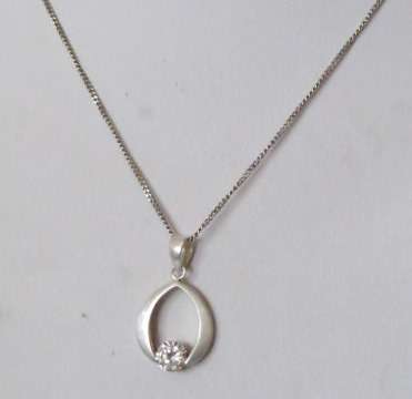 Marked 925 2 mm Silver chain with marked 925 silver pendant and a single clear stone