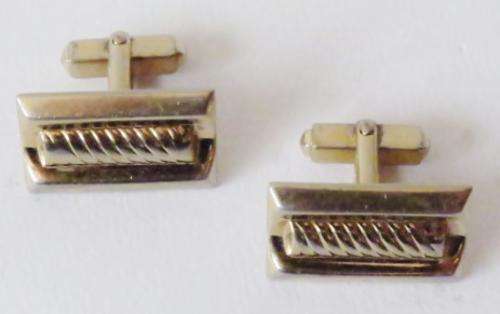 Vintage gold tone Anson cufflinks in their original case