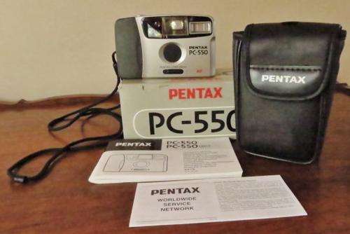 Pentax PC-550 35mm Autofocus compact camera in original box with instructions and protective case