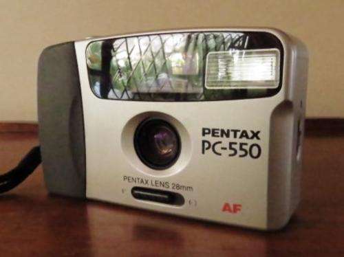Pentax PC-550 35mm Autofocus compact camera in original box with instructions and protective case