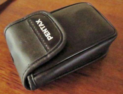 Pentax PC-550 35mm Autofocus compact camera in original box with instructions and protective case