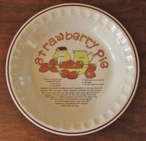 Retro Strawberry pie dish with printed recipe
