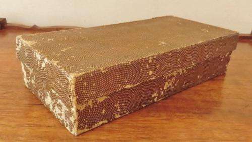 Vintage 1930's set of Banda carpet bowls in original box with rules booklet and rubber toe mat
