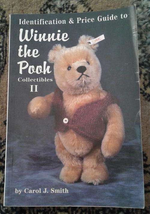 `Winnie the Pooh Collectibles II` by Carol J Smith ISBN0875884660