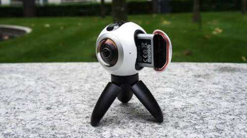 **BRAND NEW** SAMSUNG GEAR 360