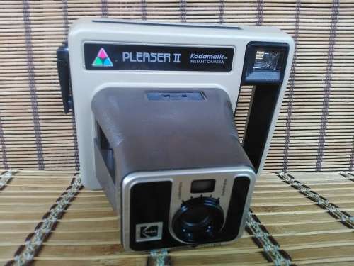 PLEASER II KODAK INSTACKS POLAROID CAMERA UP FOR GRABS