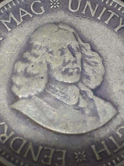 JOB LOTT OF COINS UP FOR GRABS , SEE PICS ! 17 COINS IN TOTAL !