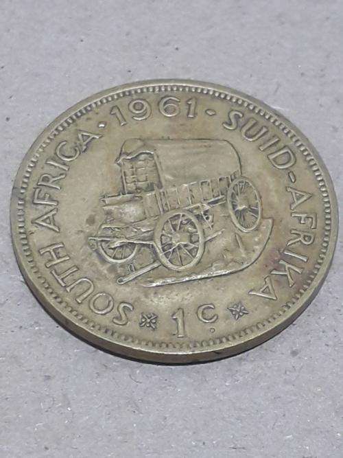 JOB LOTT OF COINS UP FOR GRABS , SEE PICS ! 17 COINS IN TOTAL !