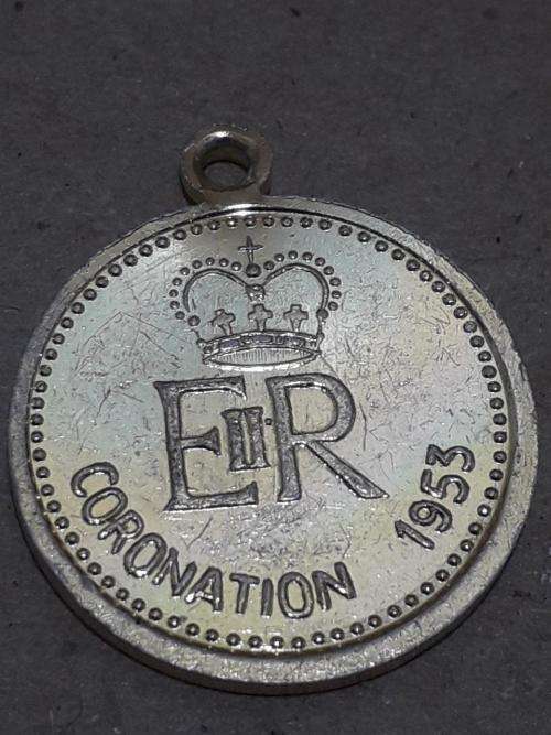 CORONATION COIN ELIZABETH " 2 UP FOR GRABS R1 AUCTION
