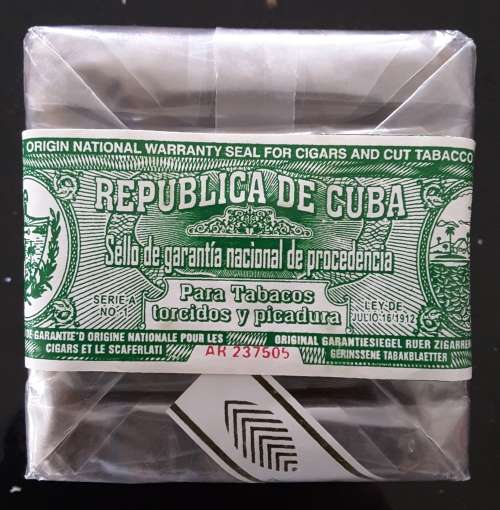5 x 5 Cuban COHIBA EsplÉNdidos - Sealed Cube