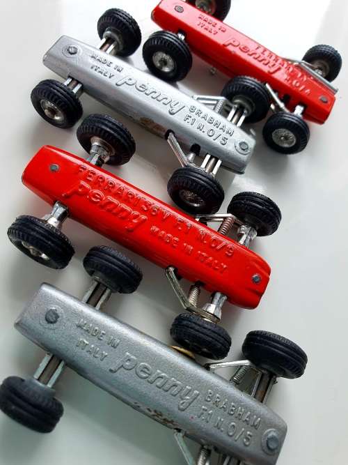 4X VINTAGE COLLECTORS FERRARI PENNY TOY CARS FROM 1960 - EXCELLENT CONDITION - ALL MADE IN ITALY