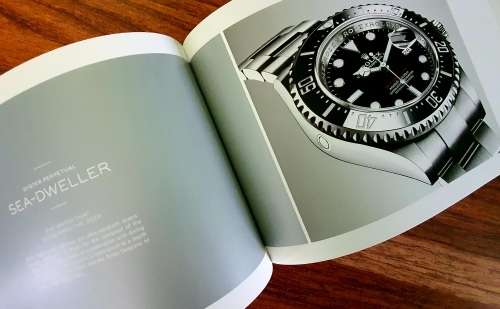 ROLEX BOOKLET - HARD COVER WITH 211 PAGES - BRAND NEW CONDITION + 2017 - 2018 PRICELIST