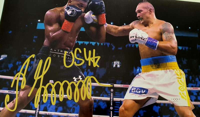 ORIGINAL AUTOGRAPH - OLEKSANDR USYK