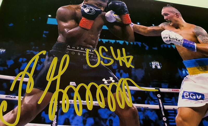 ORIGINAL AUTOGRAPH - OLEKSANDR USYK