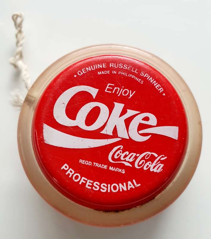 VINTAGE COCA COLA YOYO - STUNNING PIECE