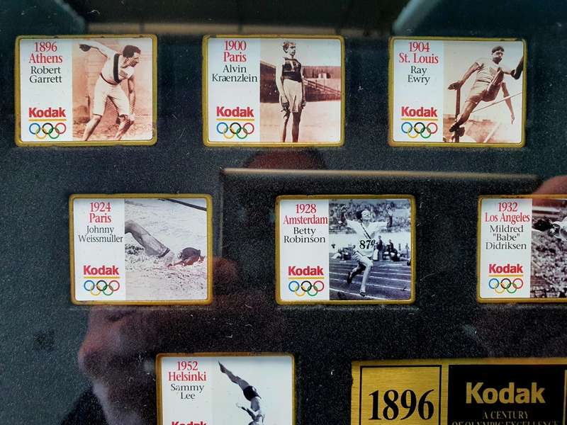 1996 KODAK - 22 PINS - A CENTURY OF OLYMPIC EXCELLENCE - FRAMED