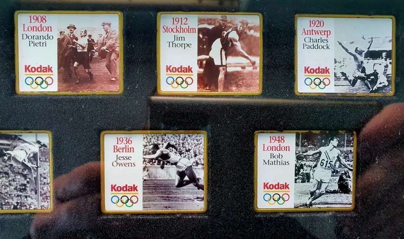 1996 KODAK - 22 PINS - A CENTURY OF OLYMPIC EXCELLENCE - FRAMED
