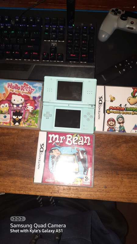 Nintendo DS Lite good as new