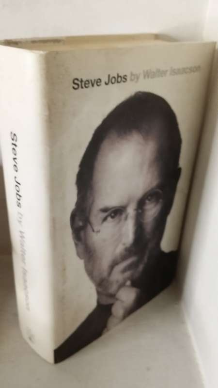 BOOKS - Steve Jobs by Walter Isaacson
