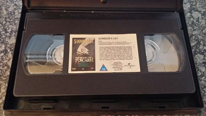 VHS Tape movie - Schindler`s List - Steven Spielberg