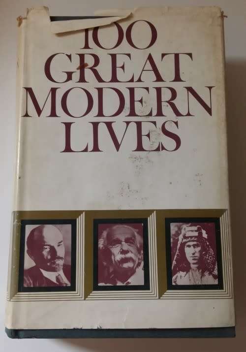 BOOKS - 100 Great  Modern Lives