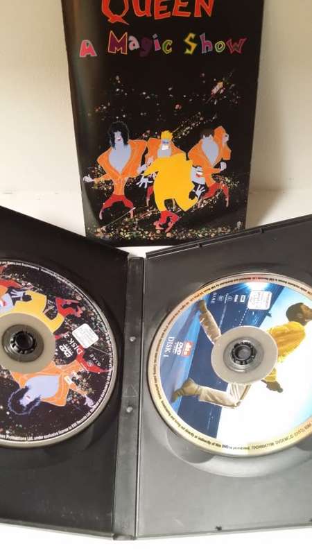DVD -   queen live at wembley stadium
