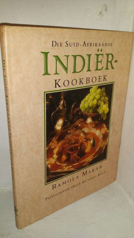BOOKS SALE -Suid Afrikaanse  Indier Kookboek