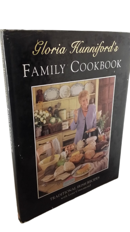 BOOKS -   Family Cookbook traditional Irish Recipes
