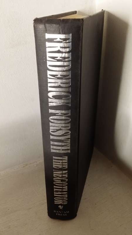 BOOKS - Frederick Forsyth , The Negotiator