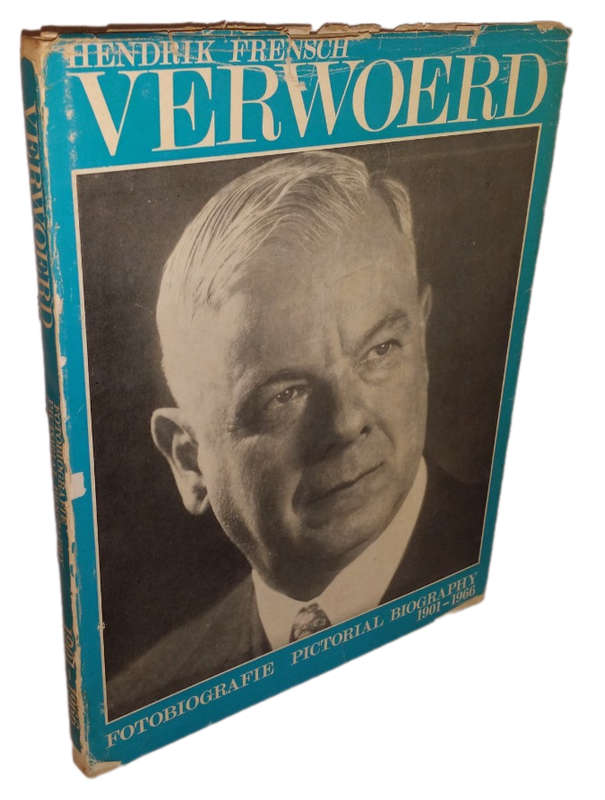 BOOKS  -   Fotobiografie Hendrik Verwoerd