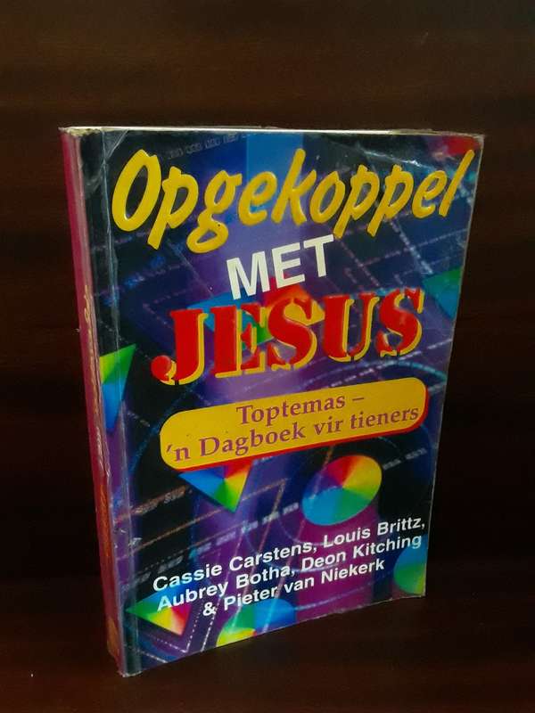 BOOKS  - Opgekoppel met Jesus