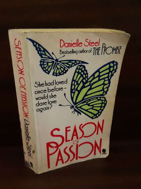 Books - Season of Passion by  Danielle Steel