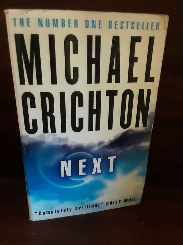 Books : Next  by Michael Crichton